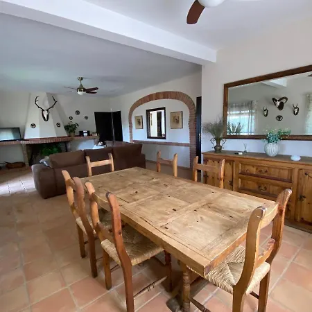 Chorreras Del Orejon 1 Holiday home *