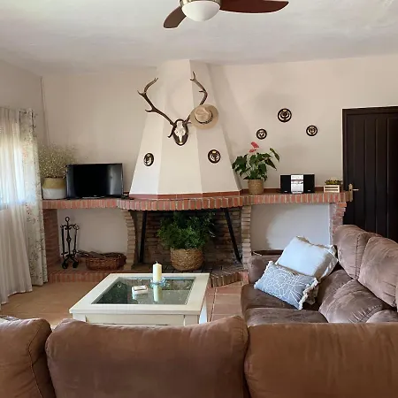 Chorreras Del Orejon 1 Holiday home *